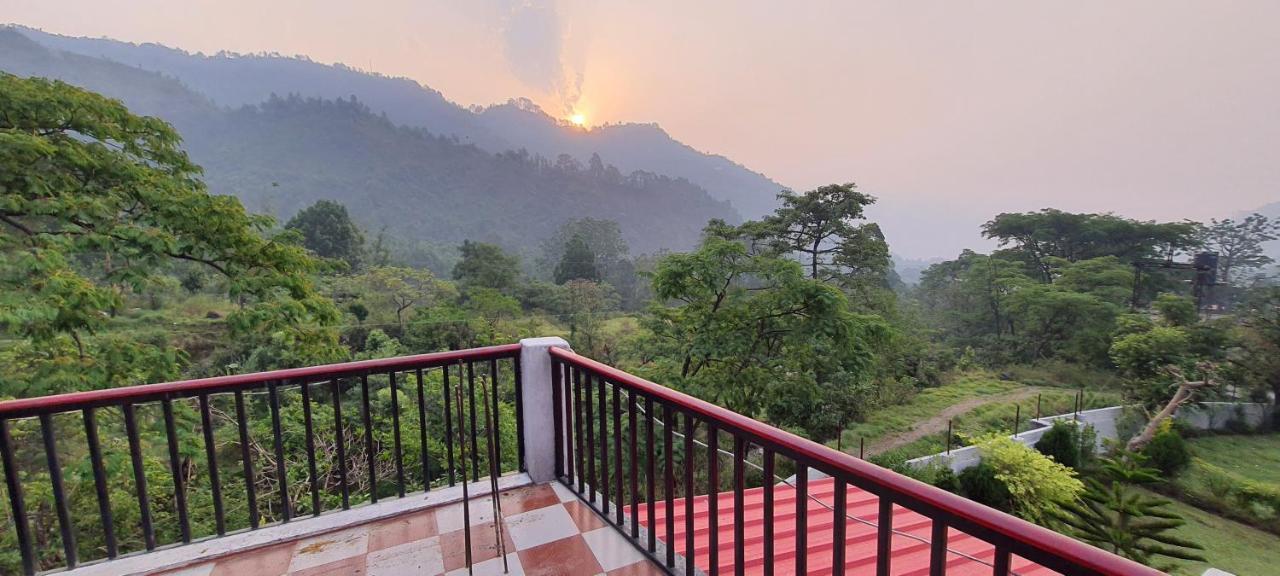 Karthik Resorts, Jeolikote Nainital Eksteriør billede